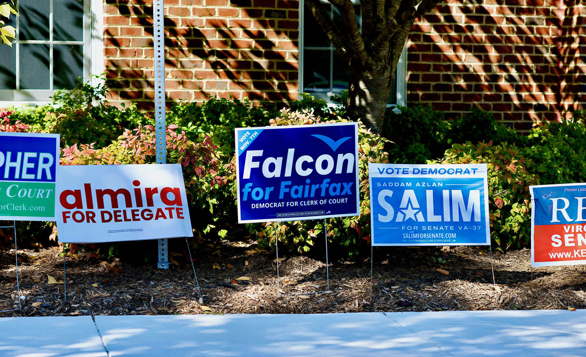 Rising to the Top: 3 Ways That Custom Political Yard Signs Can Get You There