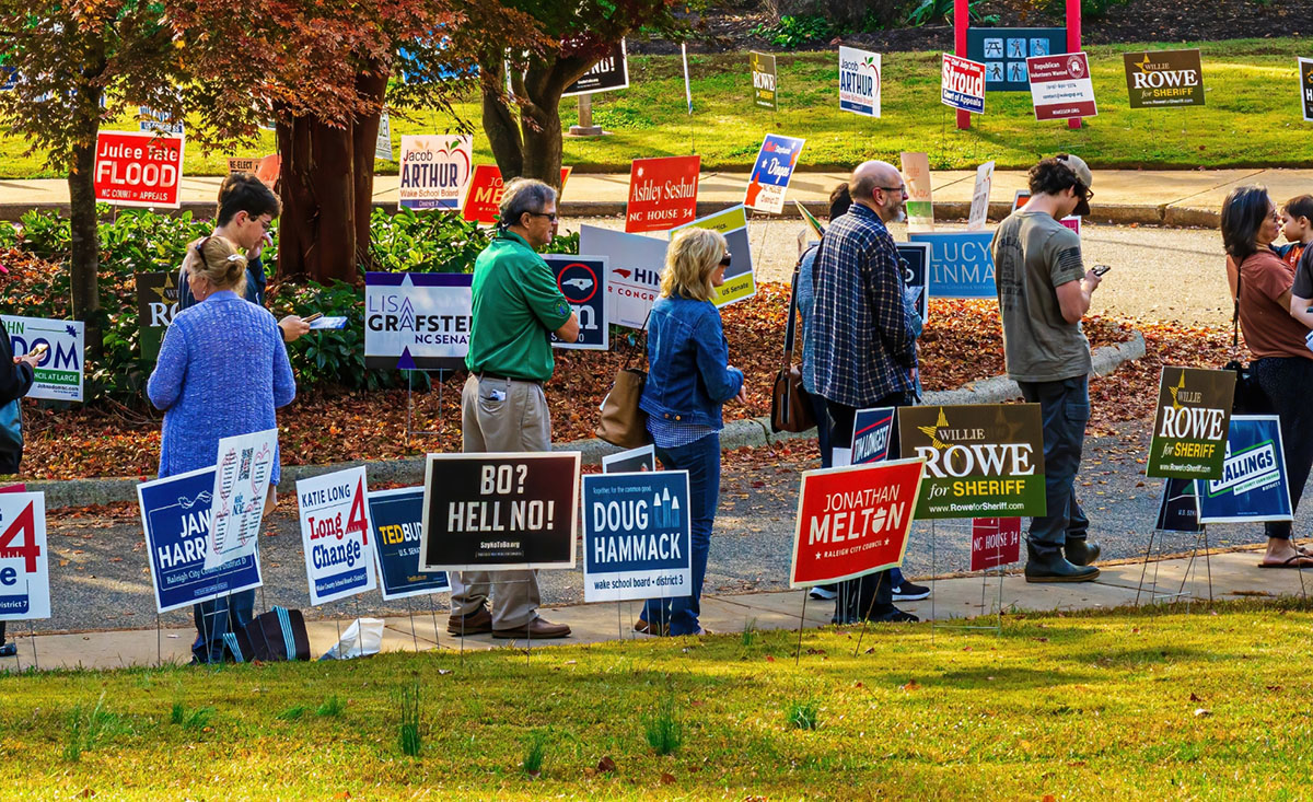 The Whole Package! How to Order Custom Yard Signs With Stakes