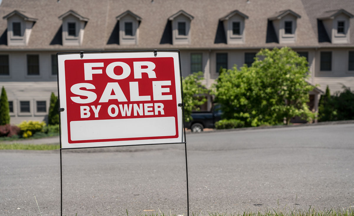 Making the Sale! How to Create the Most Effective Real Estate “For Sale” Yard Signs